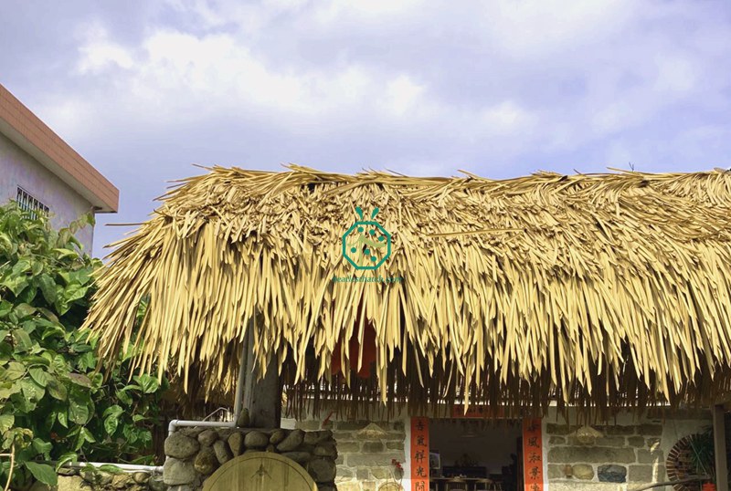 Artificial rice straw thatch roof tiles for Korea Choga Tourist Inn Decoration