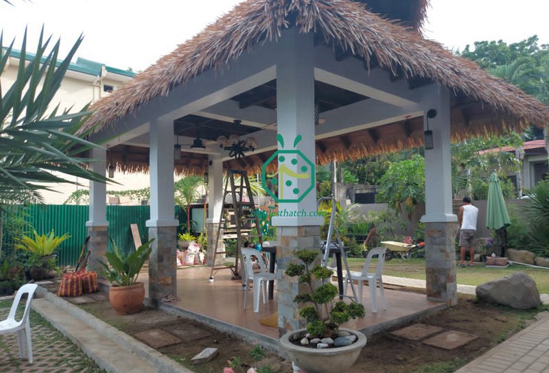 Proyecto de techo de paja tropical para jardín privado en Filipinas