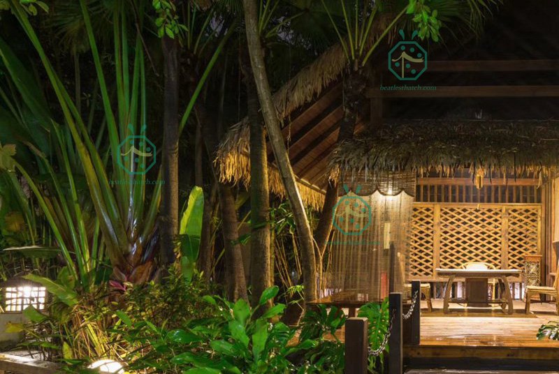 Área turística escénica Resort Hotel Techo de paja sintética para la decoración de la choza Tiki