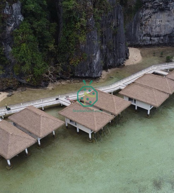 Techo de paja artificial del Palawan Resort Hotel
